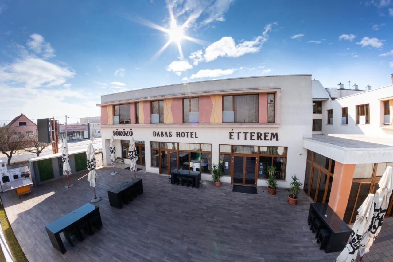 Dabas Hotel Zewnętrze zdjęcie