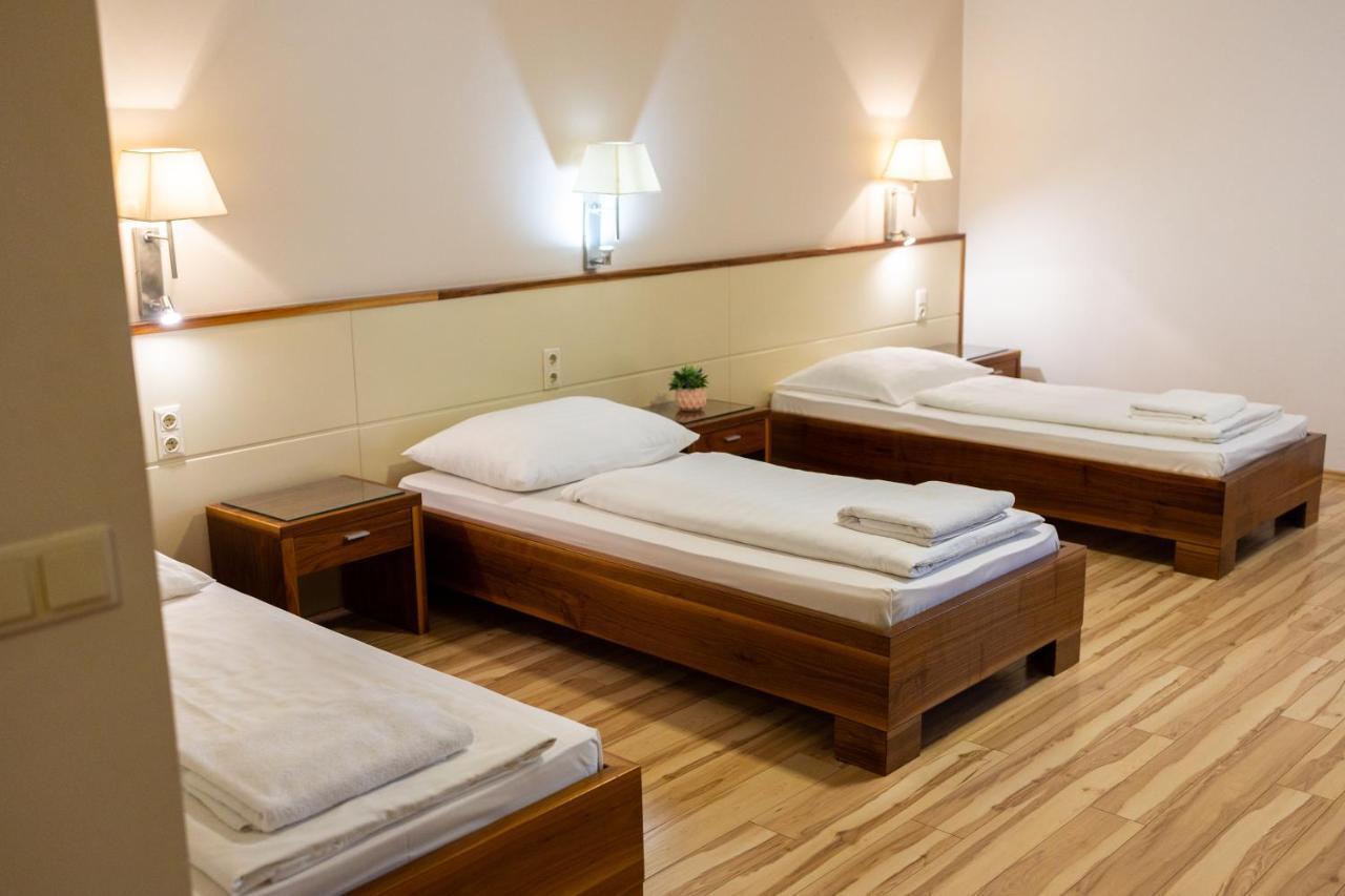Dabas Hotel Zewnętrze zdjęcie