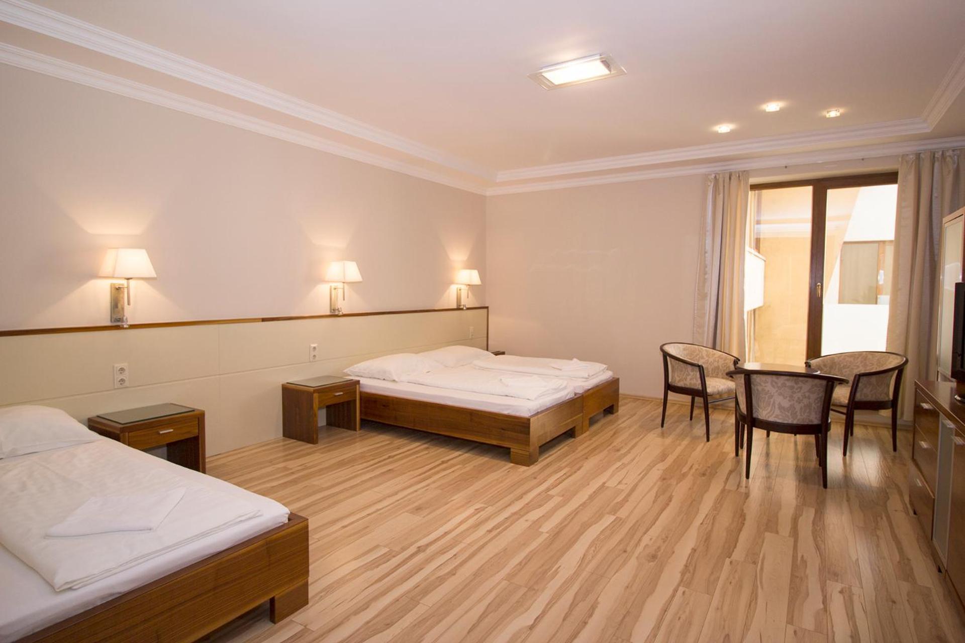 Dabas Hotel Zewnętrze zdjęcie